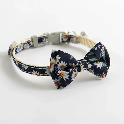 Daisy Floral Breakaway Cat Collar – Soft Cotton Bowknot & Bell